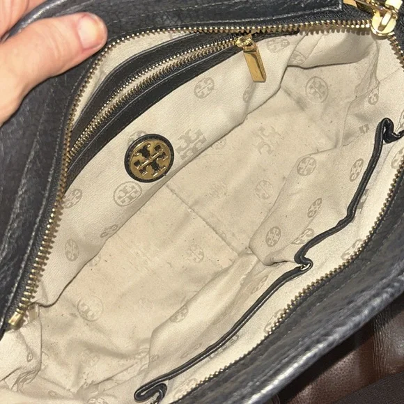 Euc Authentic Tory Burch Pebbled Leather Amanda Bag - Picture 9 of 14